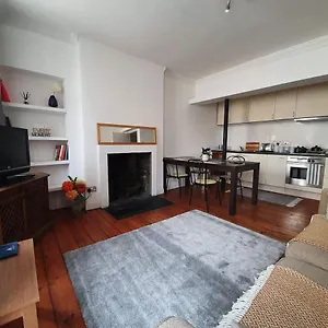 Lovely 2 Bedroom Flat In The Heart Of The Appartement