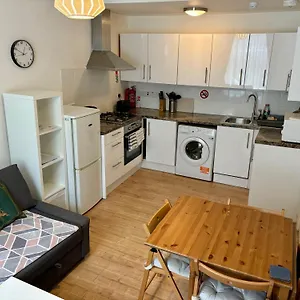  Apartment Edinburgh Central Apartment