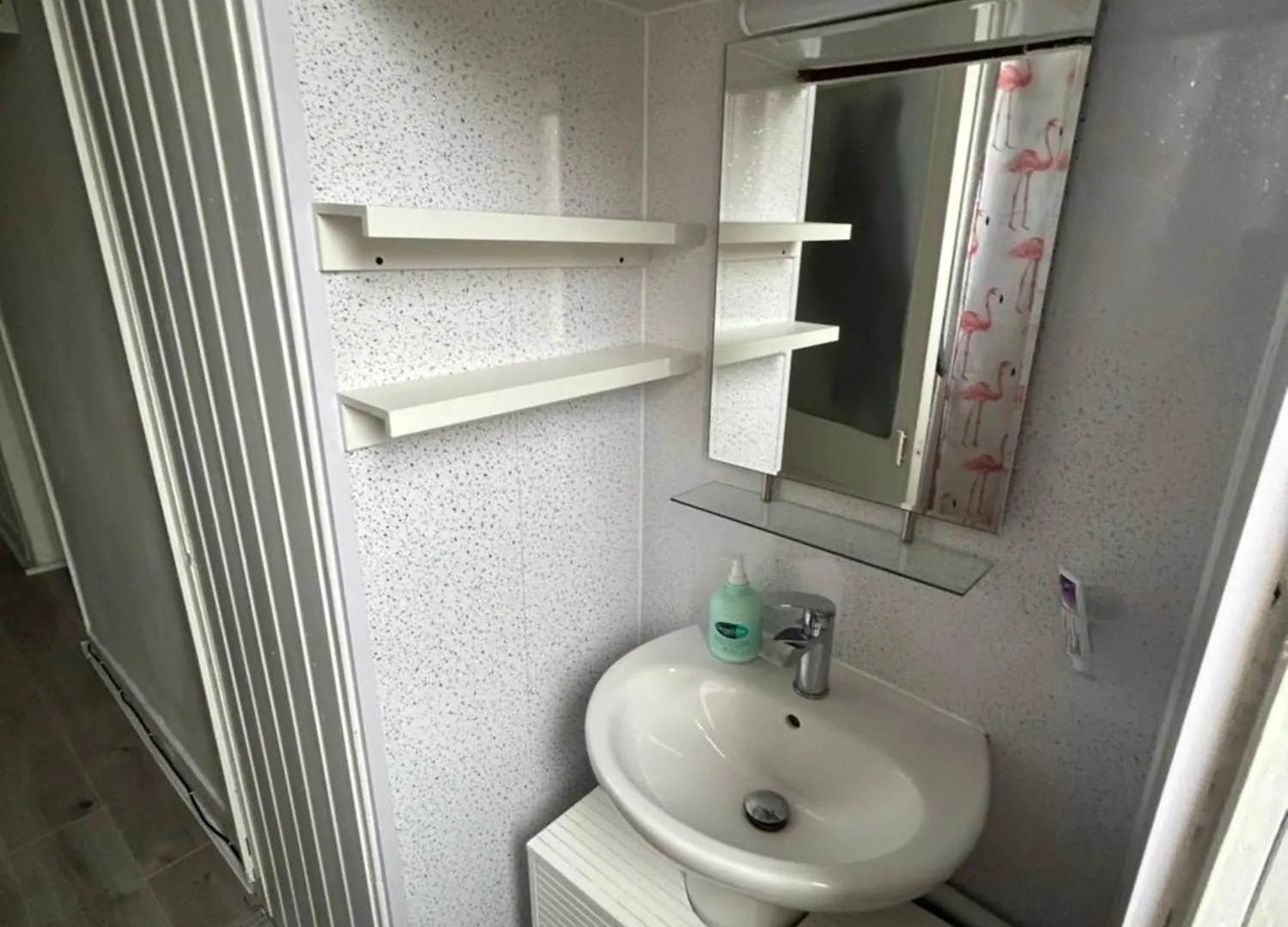 Apartment Bright Bedroom With King Side Bed And Shared Bathroom, Just A 15 Minute Walk From Haymarket Station Edinburgh